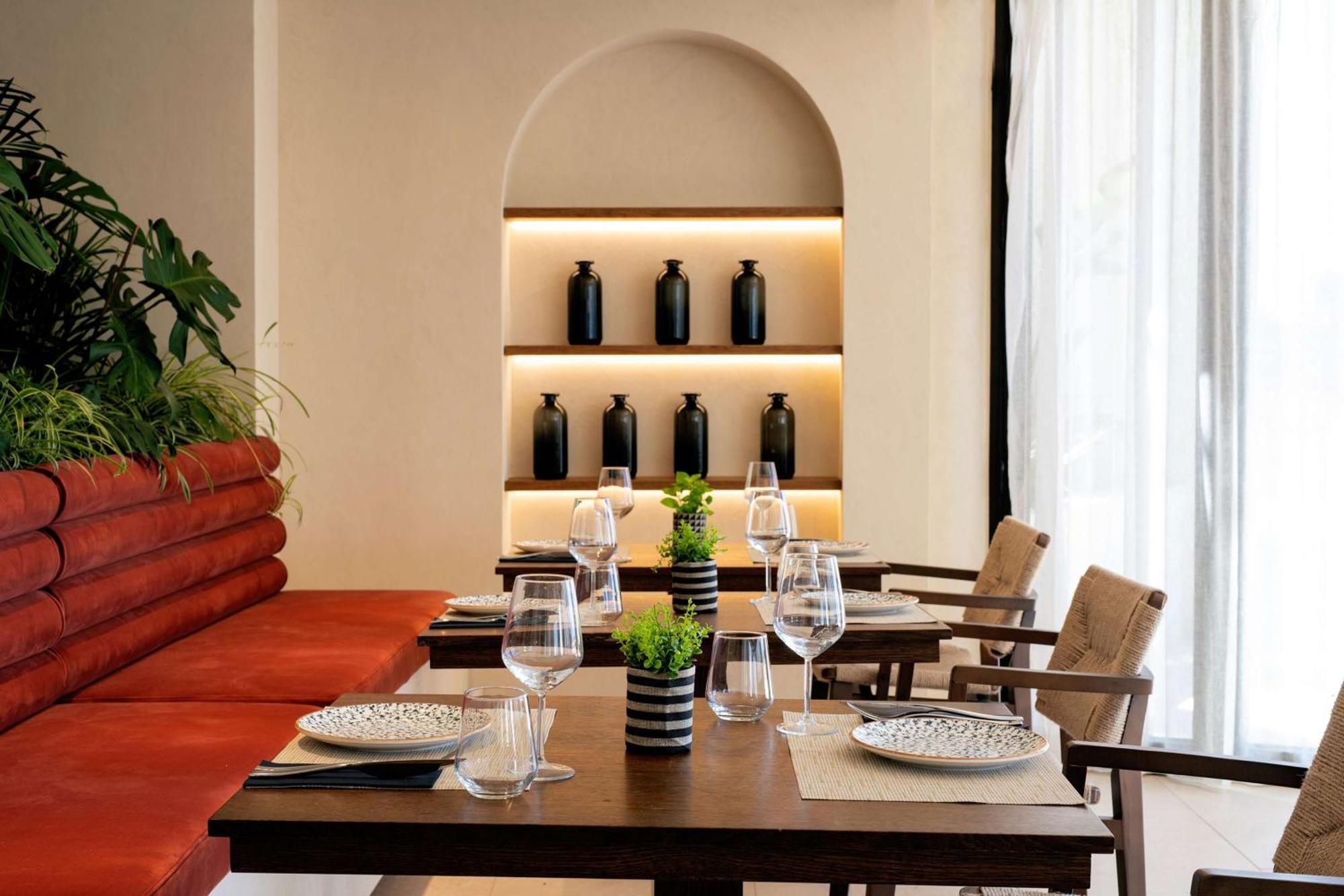 Isla Brown Chania Resort, Curio Collection By Hilton Stavrós Buitenkant foto